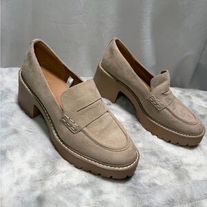 Universal Thread Maisy Loafer Tan Beige 8.5